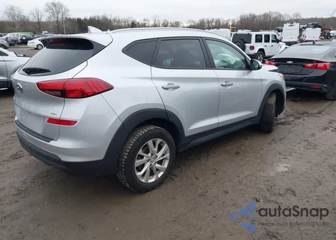2019 Hyundai Tucson Value z USA, uszkodzony, nr VIN KM8J3CA40KU071883